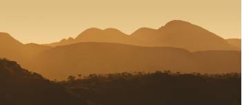 Sunrise from Glen Helen on the Larapinta Trail | Peter Walton